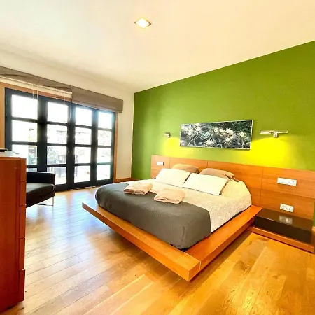 Villa A With Private Pool, Beachfront, Ac, Wifi, Bbq In *