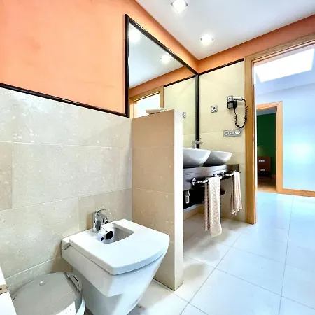 A With Private Pool, Beachfront, Ac, Wifi, Bbq In ヴィラ