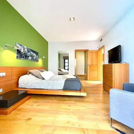 Willa A With Private Pool, Beachfront, Ac, Wifi, Bbq In Playa Blanca (Lanzarote)