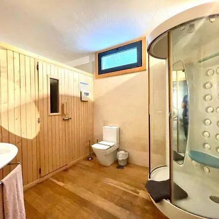 A With Private Pool, Beachfront, Ac, Wifi, Bbq In * Playa Blanca (Lanzarote)